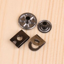 生產(chǎn)企業(yè)直銷中心的優(yōu)勢 聚焦服裝輔料與衛(wèi)生潔具銷售